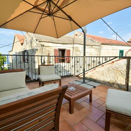 Holiday Home Mali Dvori By Interhome Дикло Экстерьер фото