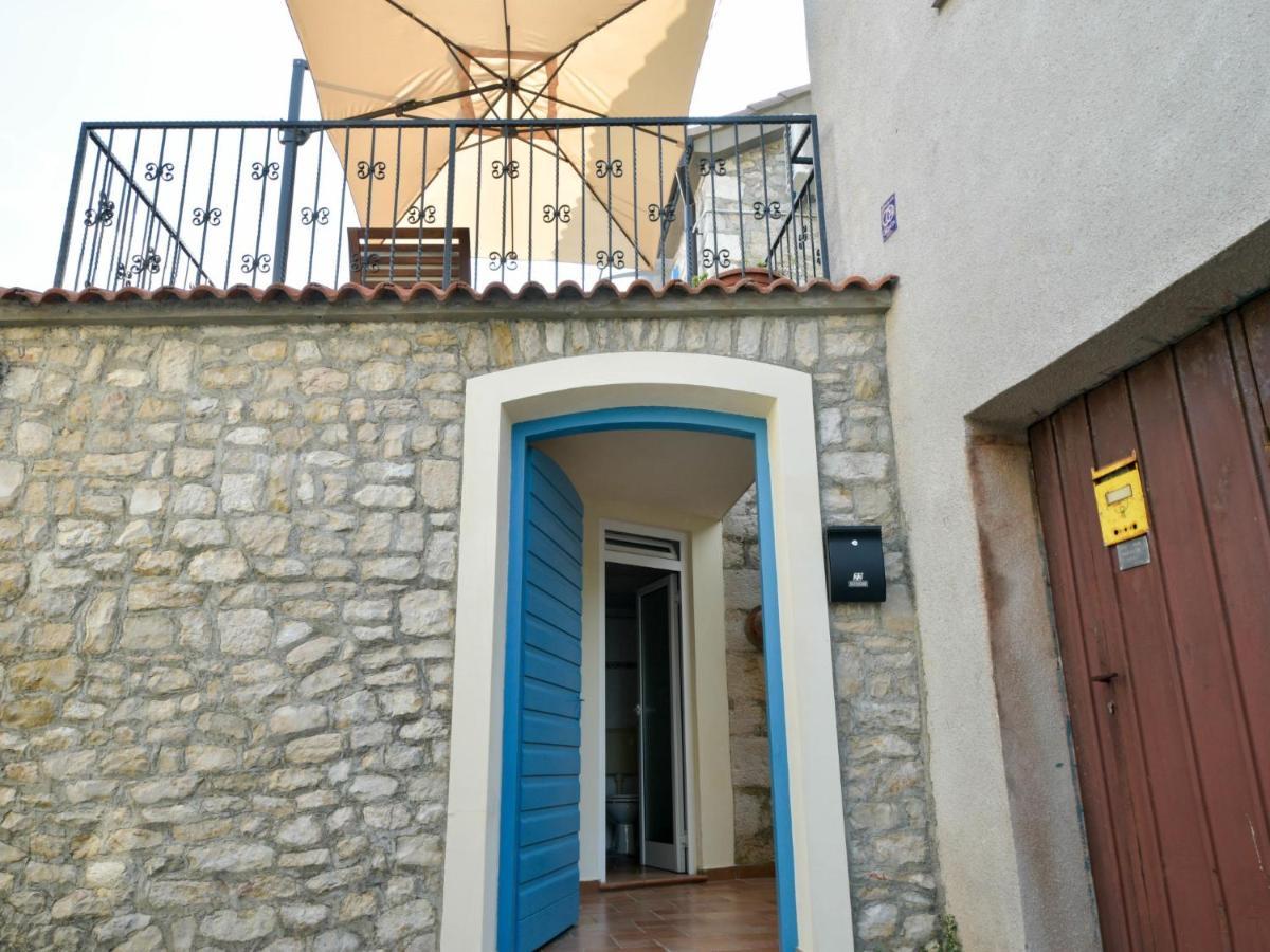Holiday Home Mali Dvori By Interhome Дикло Экстерьер фото