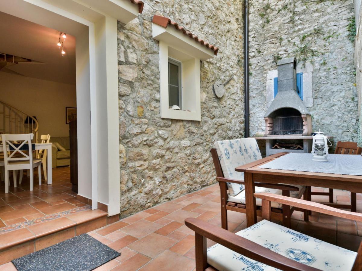 Holiday Home Mali Dvori By Interhome Дикло Экстерьер фото